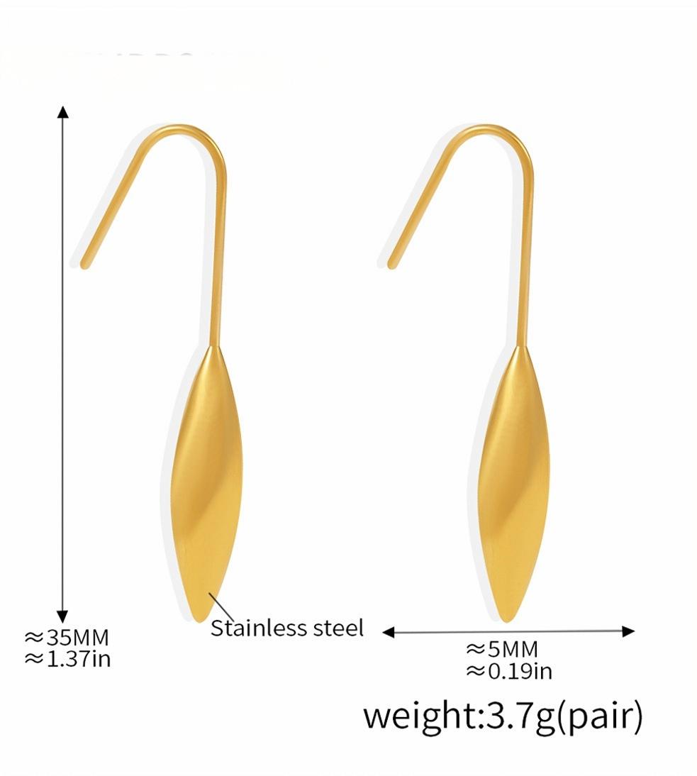 Gold earrings with measurements and weight details on a white background