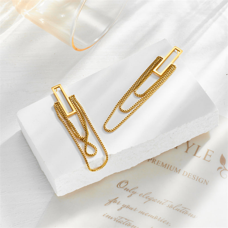 linear luxe earrings gold
