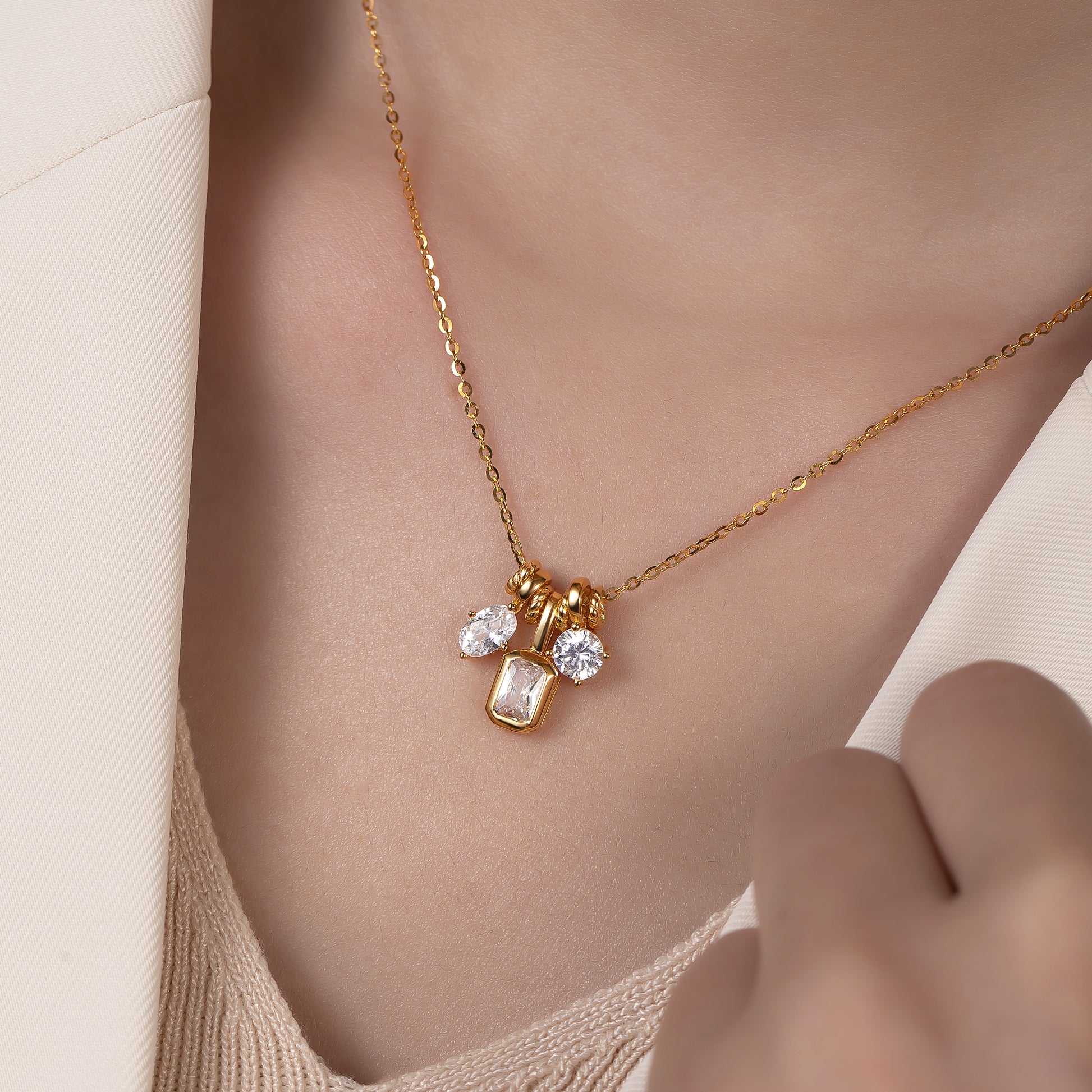 925 sterling silver trinity sparkle necklace